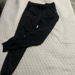 Lululemon dance studio jogger